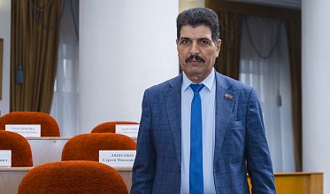Евгений Солнцев впервые отчитался перед депутатами Заксобрания